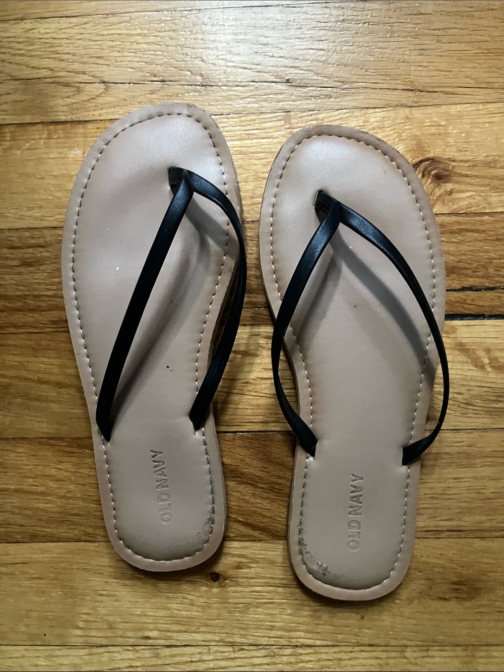 Old Navy Flip Flops Sz 6